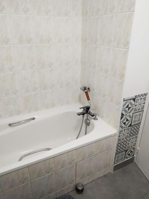 Superb Modern Apartment Clichy Extérieur photo