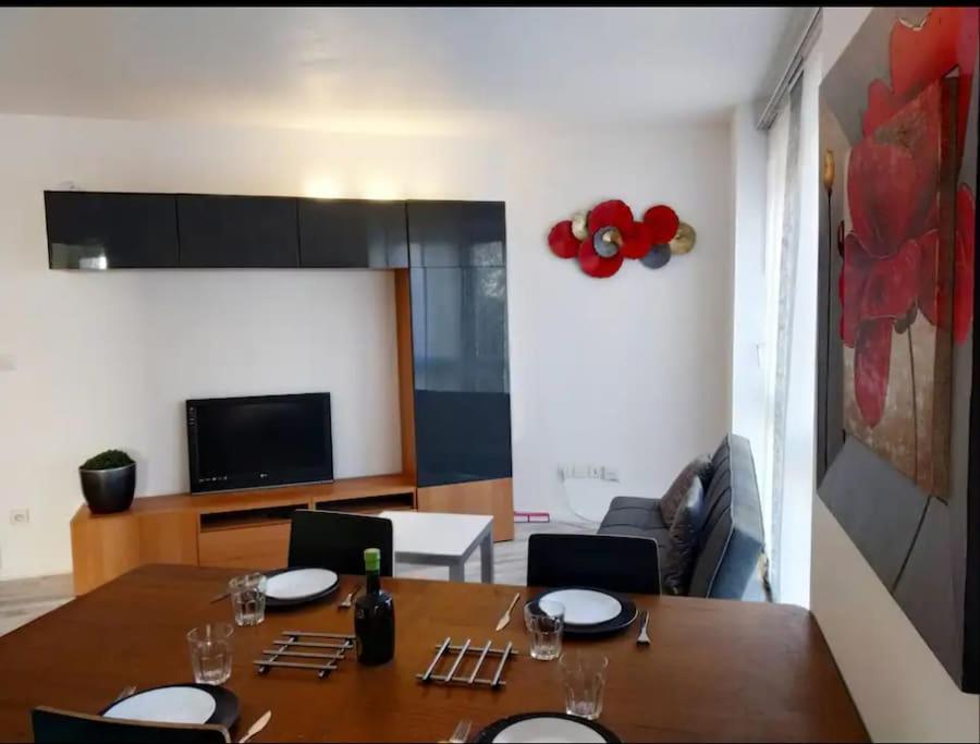 Superb Modern Apartment Clichy Extérieur photo